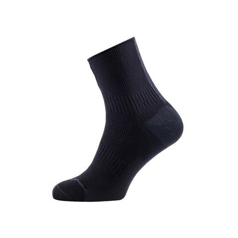 SealSkinz KE691 Thin ankle length socks Black